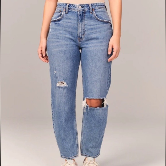 New Abercrombie Curve Love Mom Jeans - Picture 1 of 9
